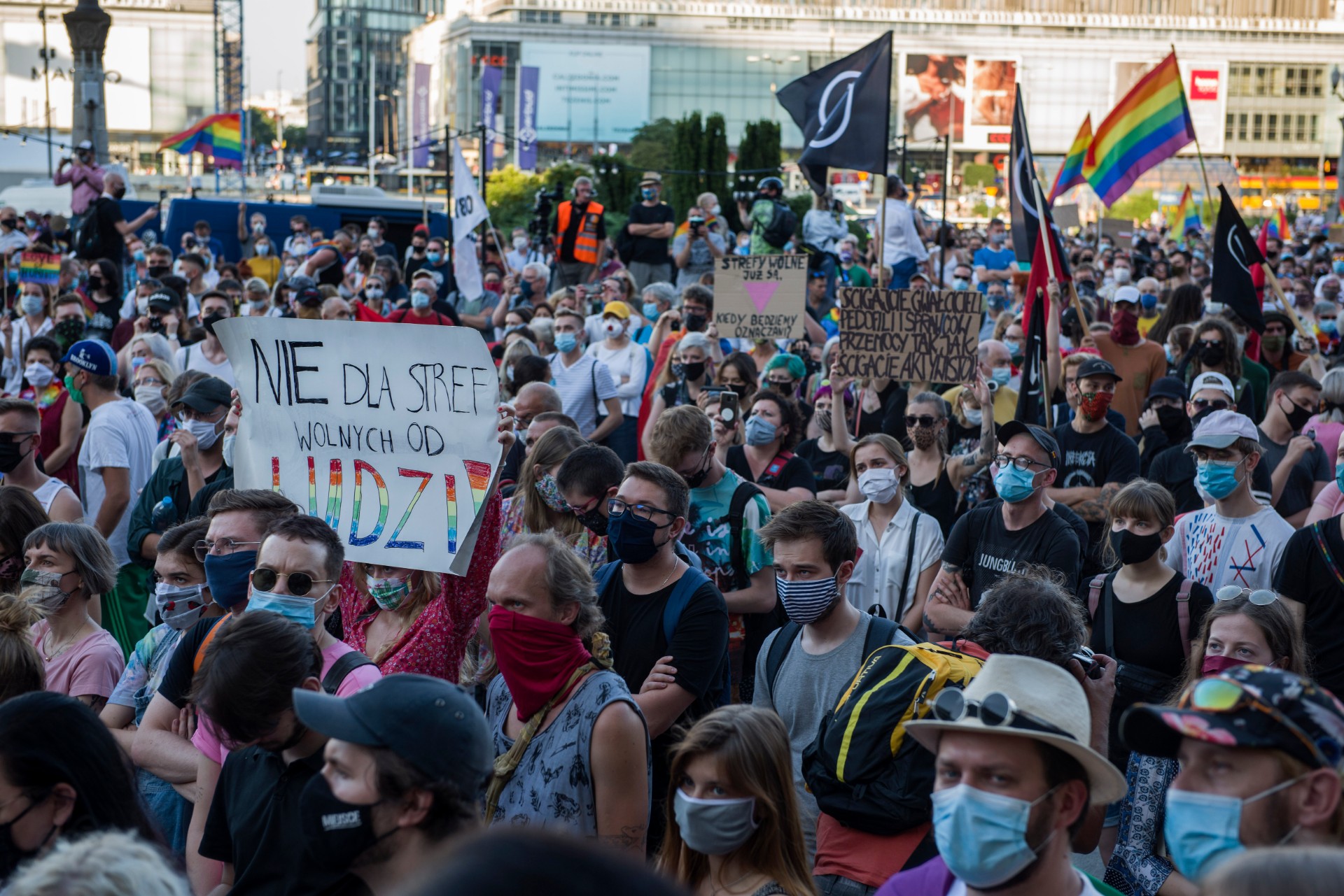 Unsound i Resident Advisor urządzają debatę środowisk artystycznych LGBTQ+